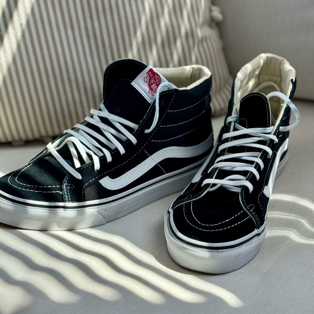 Vans Old Skool Skate Shoe 8.5 US Women